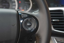 2015款本田雅阁2.0L