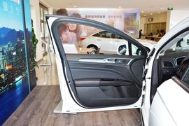 2013款福特蒙迪欧2.0L