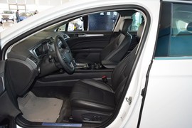 2013款福特蒙迪欧2.0L