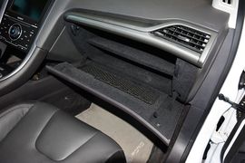 2013款福特蒙迪欧2.0L