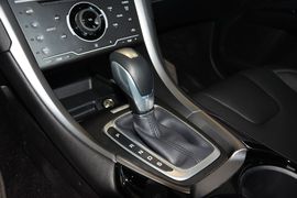 2013款福特蒙迪欧2.0L