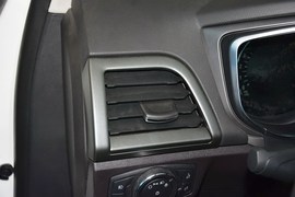 2013款福特蒙迪欧2.0L