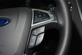 2013款福特蒙迪欧2.0L