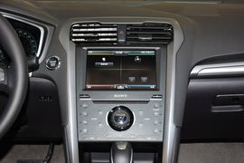 2013款福特蒙迪欧2.0L