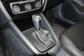 2015款大众速腾230TSI