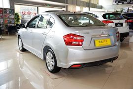 2012款本田锋范1.5L自动精英版