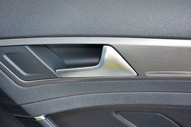 2015款大众高尔夫1.6L自动舒适型