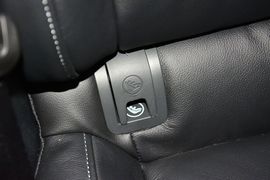 2015款大众高尔夫1.6L自动舒适型