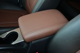 2015款江淮第二代瑞风S5