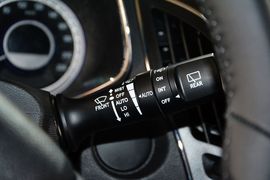 2015款江淮第二代瑞风S5