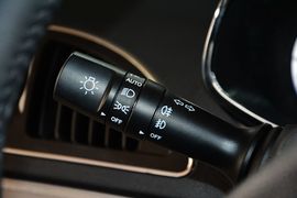 2015款江淮第二代瑞风S5