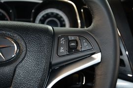 2015款江淮第二代瑞风S5