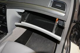 2014款斯柯达速派1.8TSI手动名仕版