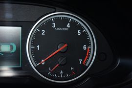 2014款中华V5