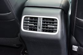 2015款本田CR-V