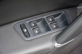2015款大众高尔夫1.4TSI自动豪华型