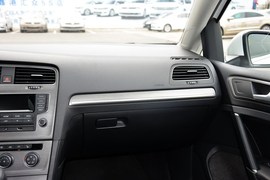 2015款大众高尔夫1.4TSI自动豪华型