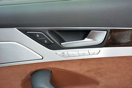 2014款奥迪A8L