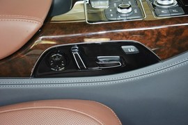 2014款奥迪A8L