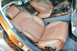 2014款奥迪A8L