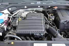 2015款大众速腾1.6L手自一体舒适型