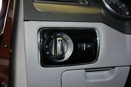 2014款斯柯达速派1.8TSI手自一体雅仕版