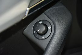 2015款斯柯达明锐旅行版1.8T尊贵版