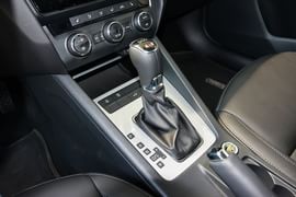 2015款斯柯达明锐旅行版1.8T尊贵版
