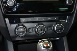 2015款斯柯达明锐旅行版1.8T尊贵版