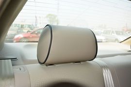 2015款别克凯越1.5L自动经典型
