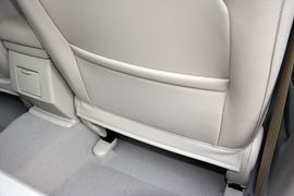 2015款别克凯越1.5L自动经典型