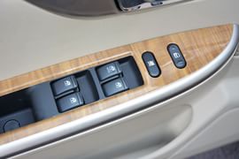 2015款别克凯越1.5L自动经典型