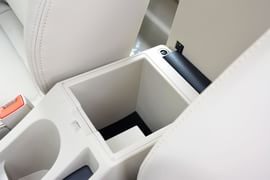 2015款别克凯越1.5L自动经典型