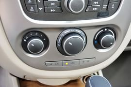 2015款别克凯越1.5L自动经典型