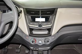 2015款雪佛兰赛欧3