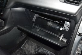 2015款雪铁龙全新爱丽舍