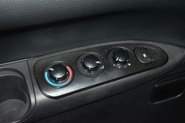 2011款江淮瑞风2.0L穿梭汽油舒适版HFC4GA3