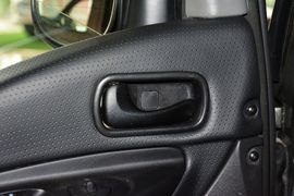 2011款江淮瑞风2.0L穿梭汽油舒适版HFC4GA3