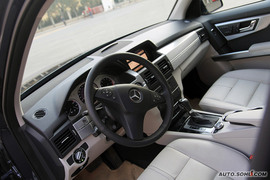 2009款奔驰GLK350试驾