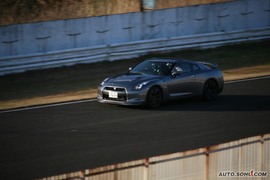 日产GT-R