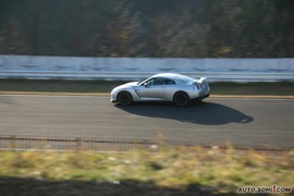 日产GT-R