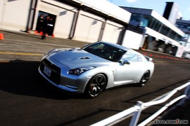 日产GT-R