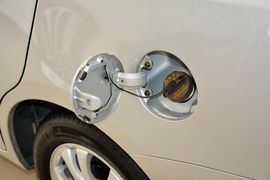 2015款长安悦翔V3