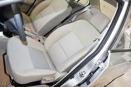 2015款长安悦翔V3