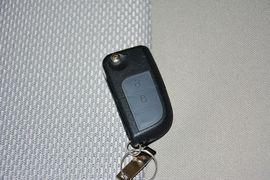 2015款长安悦翔V3