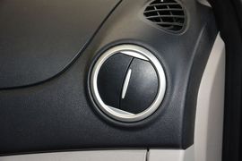 2015款长安悦翔V3