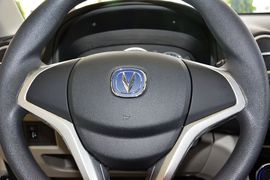 2015款长安悦翔V3