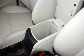 2015款吉利远景1.5L手动精英型