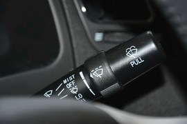 2015款吉利远景1.5L手动精英型