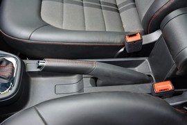 2015款大众捷达1.4T自动SPORTLINE